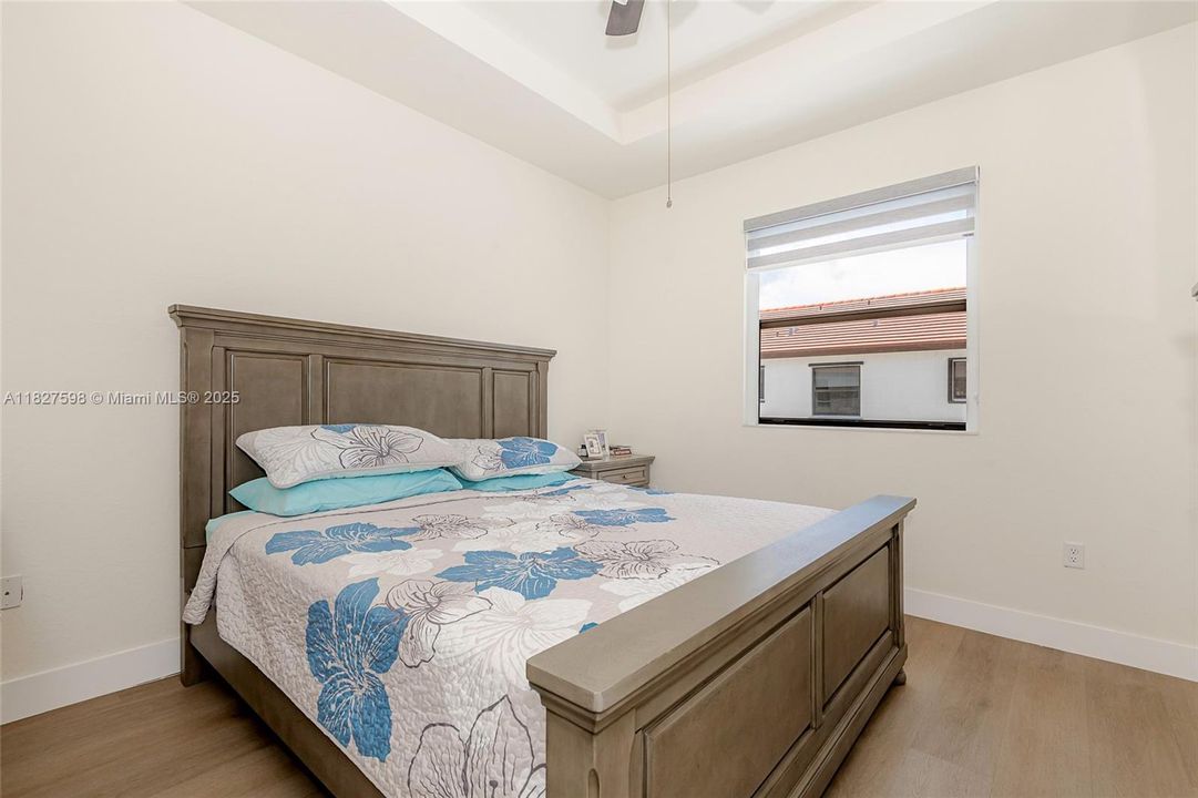 En Venta: $540,000 (3 camas, 2 baños, 1540 Pies cuadrados)