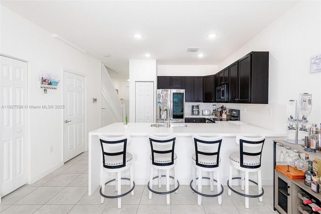 En Venta: $540,000 (3 camas, 2 baños, 1540 Pies cuadrados)