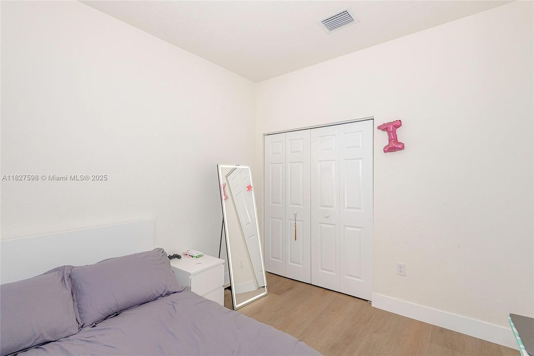 En Venta: $540,000 (3 camas, 2 baños, 1540 Pies cuadrados)