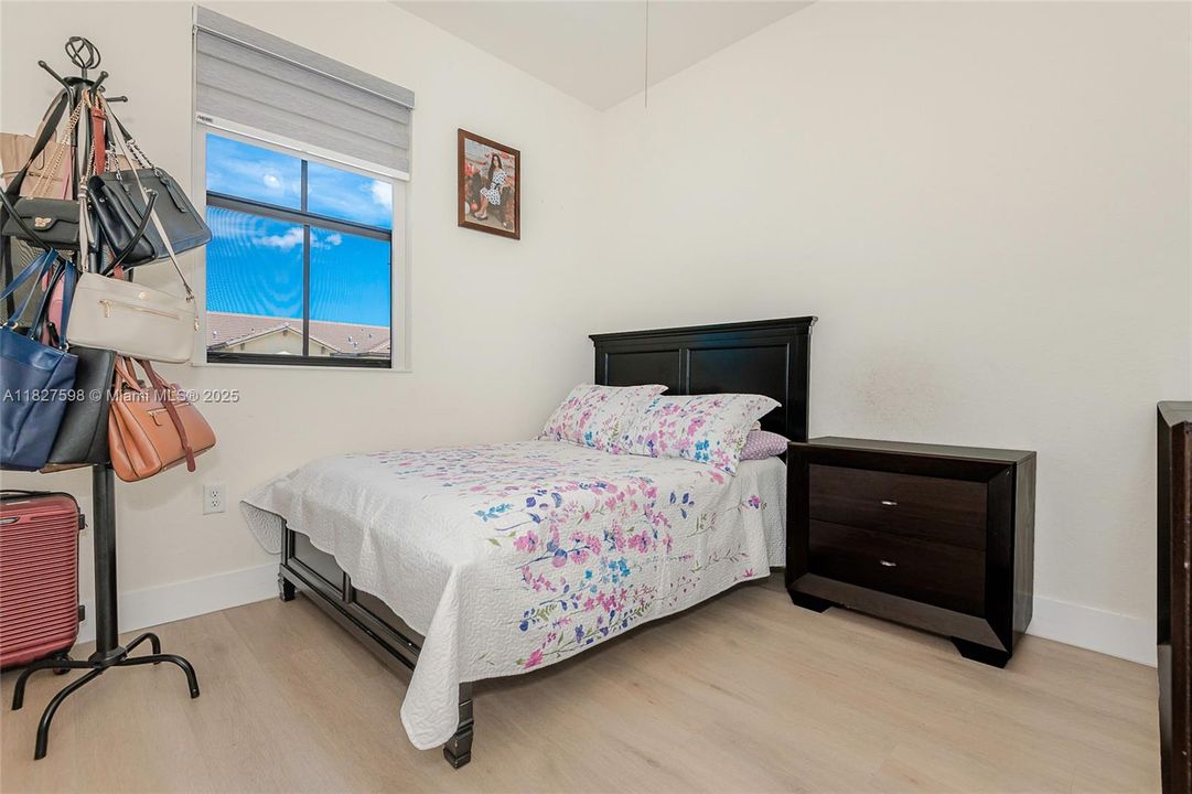 En Venta: $540,000 (3 camas, 2 baños, 1540 Pies cuadrados)