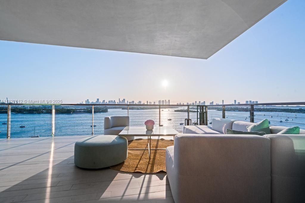 For Sale: $8,500,000 (3 beds, 3 baths, 2374 Square Feet)