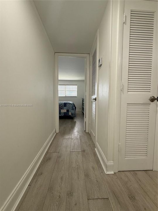 Под контрактом: $105,000 (1 спален, 1 ванн, 640 Квадратных фут)