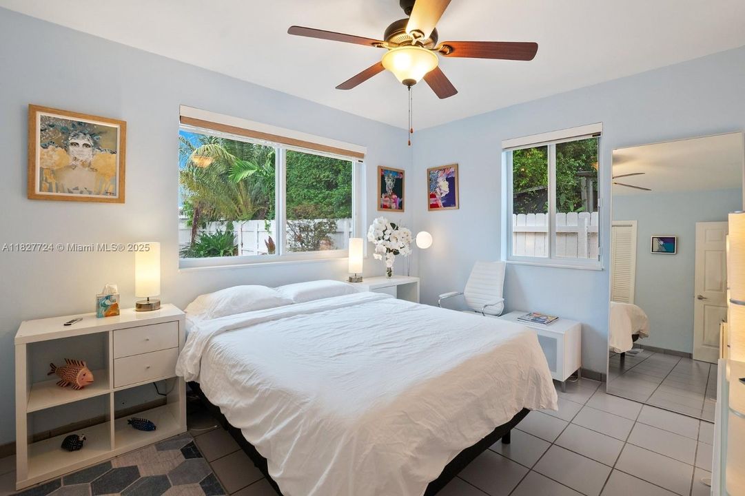 На продажу: $1,999,999 (2 спален, 1 ванн, 1186 Квадратных фут)