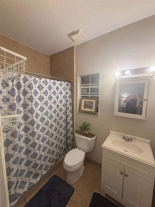 合同活跃: $515,000 (5 贝兹, 4 浴室, 3325 平方英尺)