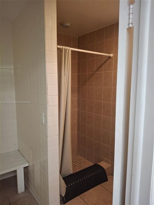 Recently Rented: $1,900 (2 beds, 2 baths, 0 Square Feet)