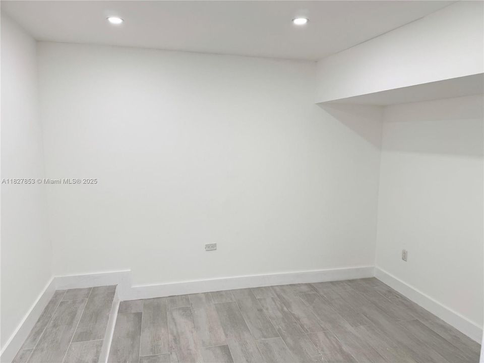 perfect sized office