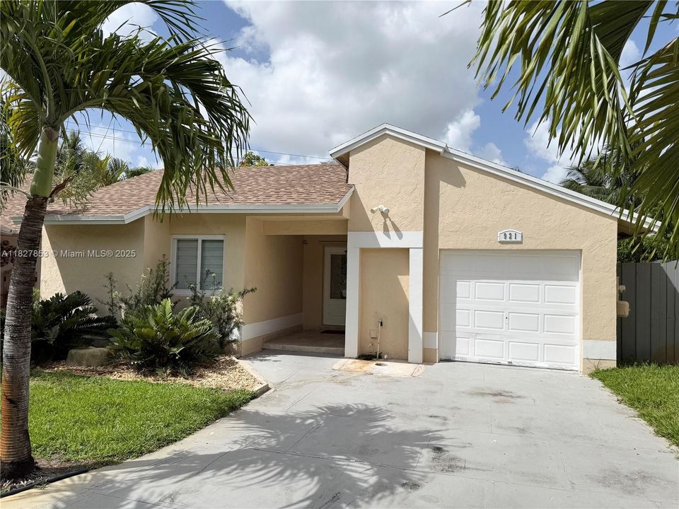 Recientemente alquilado: $3,750 (3 camas, 2 baños, 1539 Pies cuadrados)