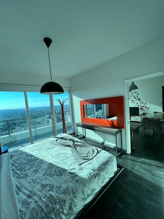 待售: $398,500 (1 贝兹, 1 浴室, 615 平方英尺)