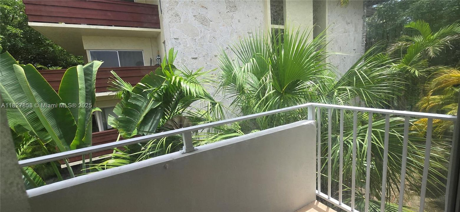 Vendido Recientemente: $288,999 (1 camas, 1 baños, 934 Pies cuadrados)