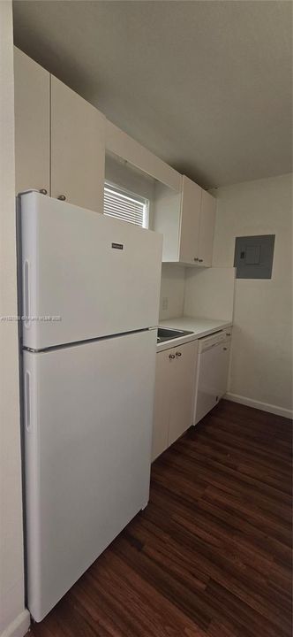 Vendido Recientemente: $288,999 (1 camas, 1 baños, 934 Pies cuadrados)