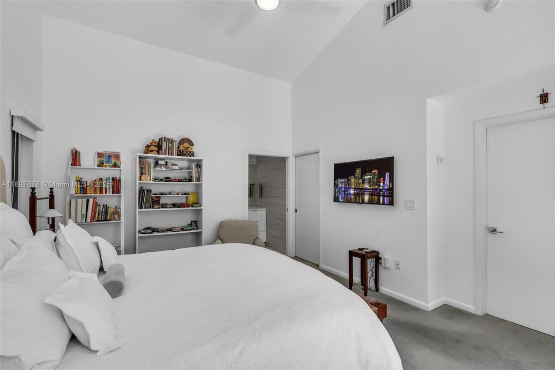 En Venta: $1,899,000 (3 camas, 2 baños, 2078 Pies cuadrados)