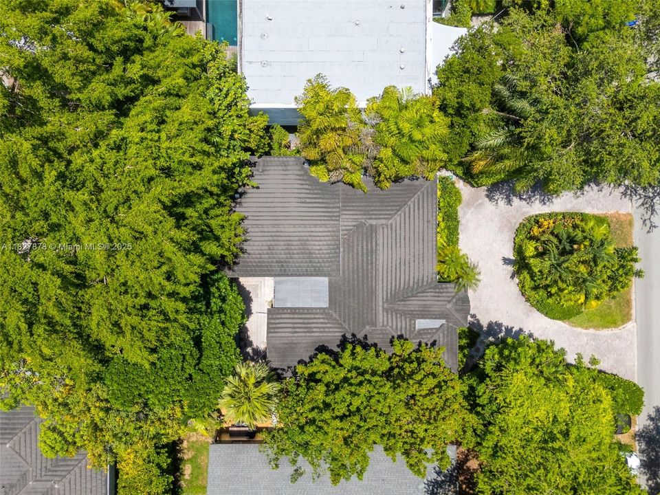 En Venta: $1,899,000 (3 camas, 2 baños, 2078 Pies cuadrados)