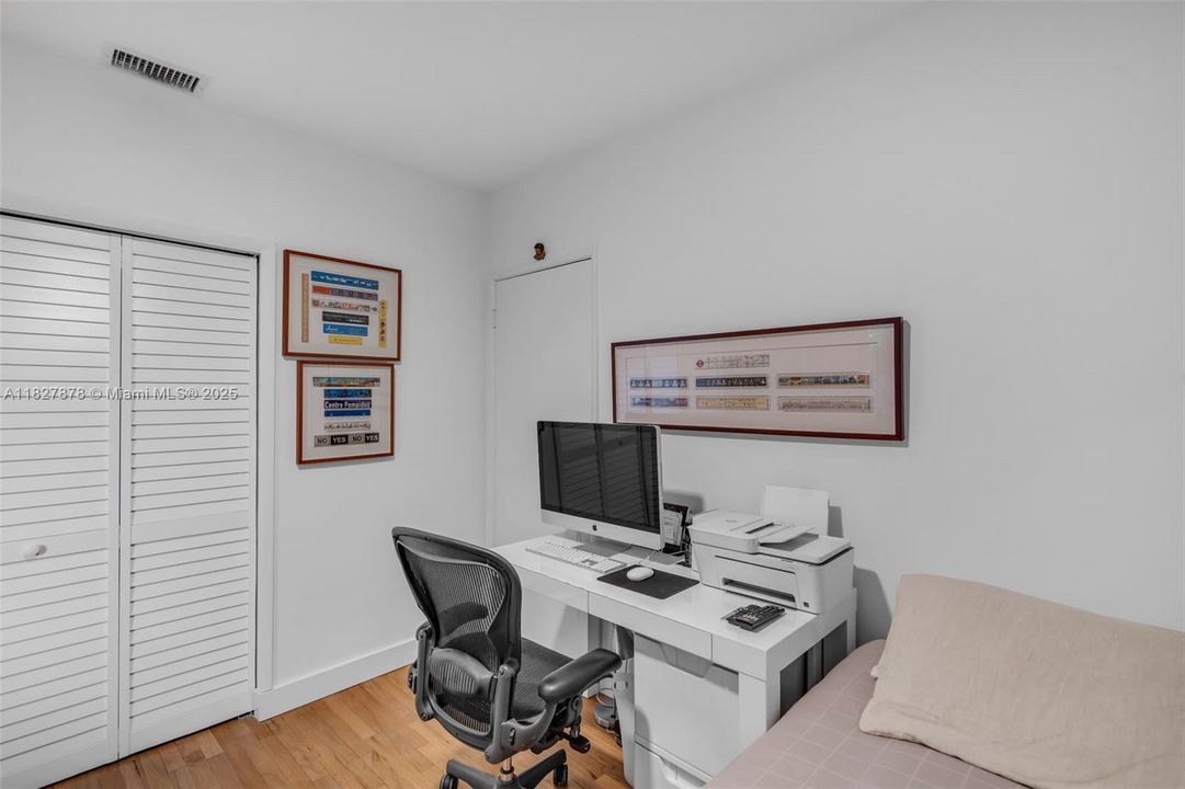 En Venta: $1,899,000 (3 camas, 2 baños, 2078 Pies cuadrados)