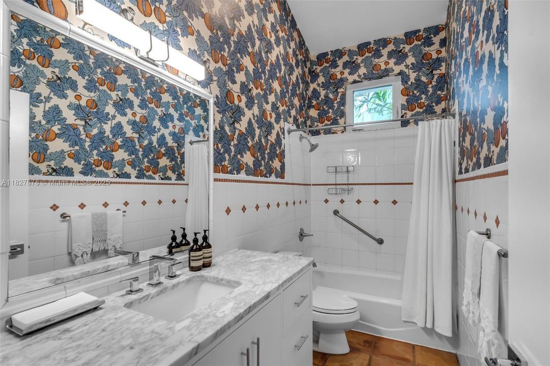 En Venta: $1,899,000 (3 camas, 2 baños, 2078 Pies cuadrados)