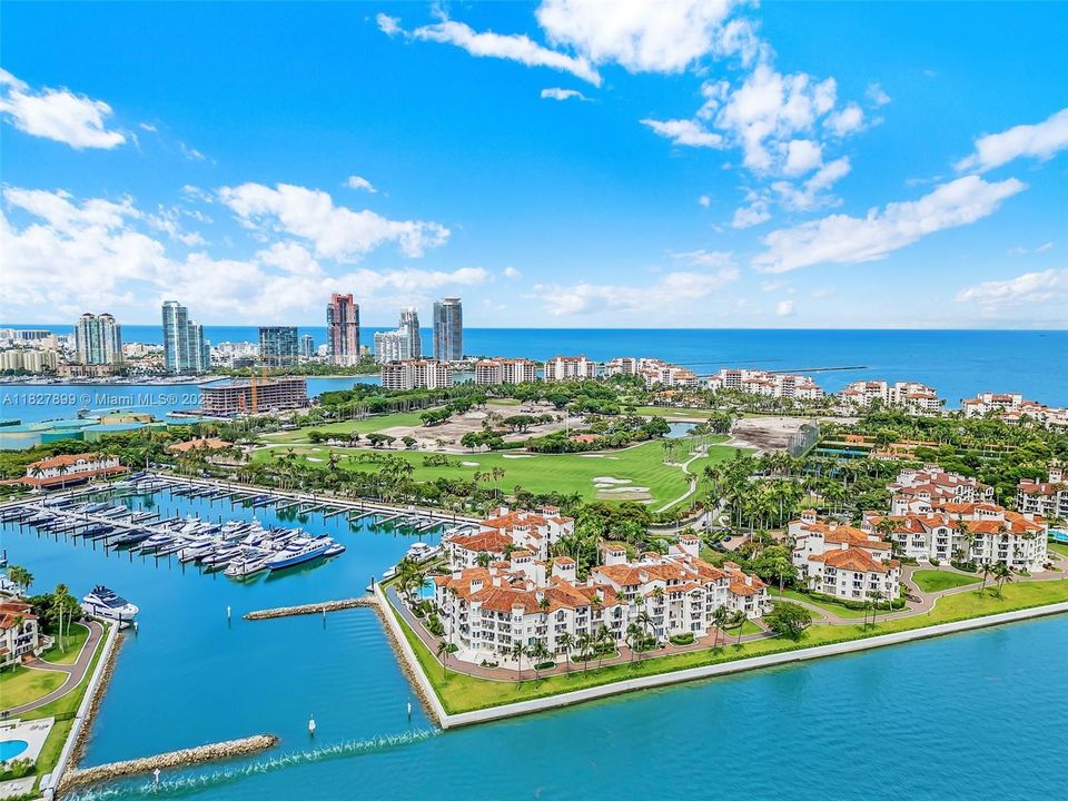 For Sale: $6,490,000 (3 beds, 4 baths, 3227 Square Feet)