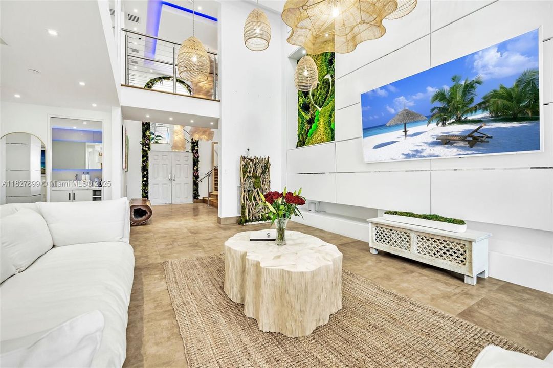 For Sale: $6,490,000 (3 beds, 4 baths, 3227 Square Feet)