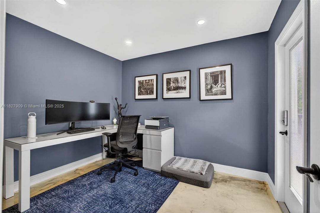 最近售出: $1,194,000 (3 贝兹, 2 浴室, 1257 平方英尺)