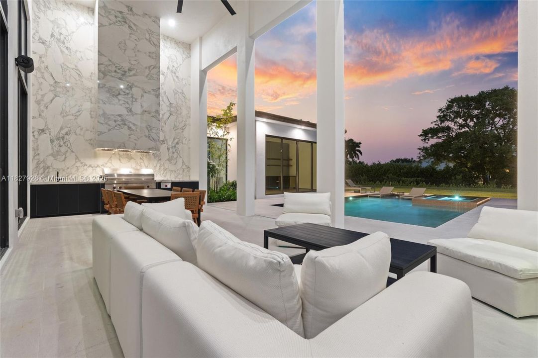 En Venta: $5,600,000 (6 camas, 7 baños, 5339 Pies cuadrados)