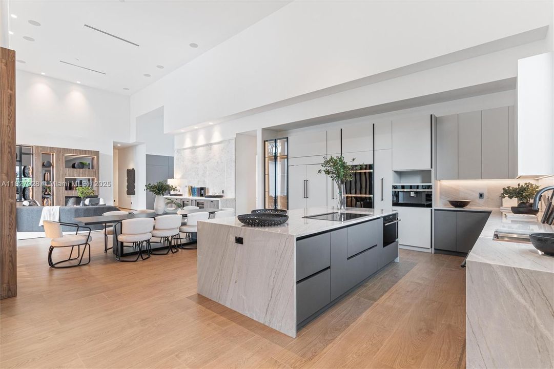 En Venta: $5,600,000 (6 camas, 7 baños, 5339 Pies cuadrados)