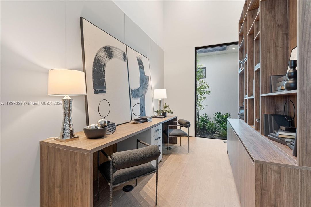 En Venta: $5,600,000 (6 camas, 7 baños, 5339 Pies cuadrados)