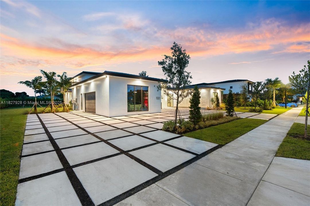 En Venta: $5,600,000 (6 camas, 7 baños, 5339 Pies cuadrados)