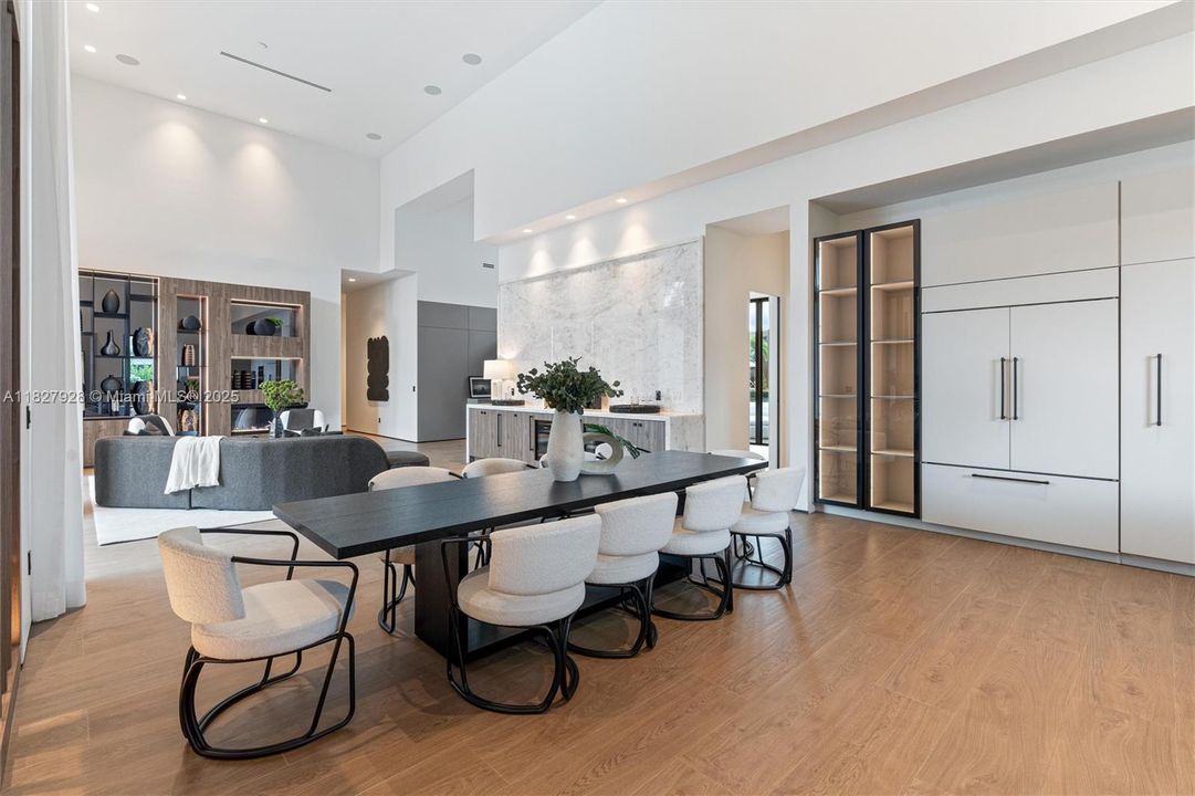 En Venta: $5,600,000 (6 camas, 7 baños, 5339 Pies cuadrados)