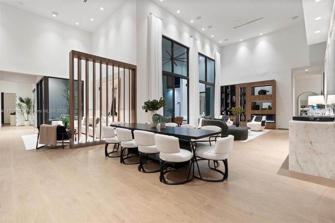 En Venta: $5,600,000 (6 camas, 7 baños, 5339 Pies cuadrados)