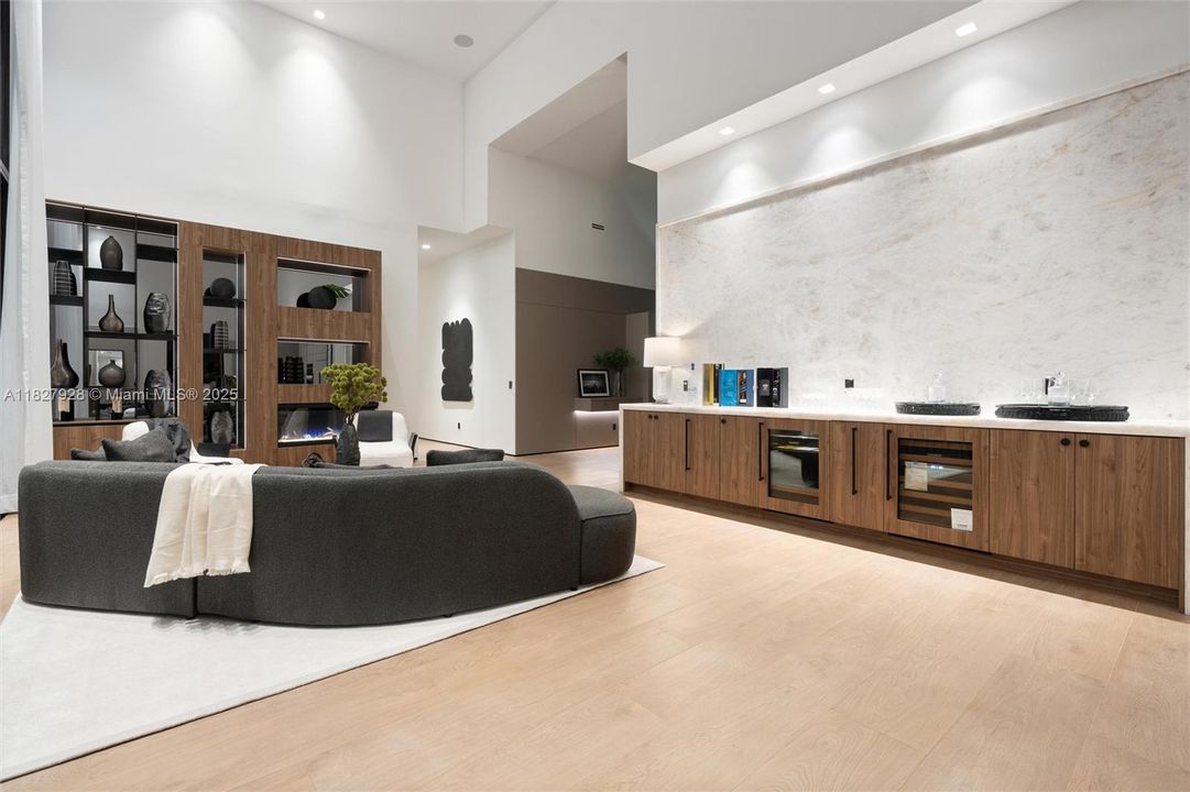 En Venta: $5,600,000 (6 camas, 7 baños, 5339 Pies cuadrados)