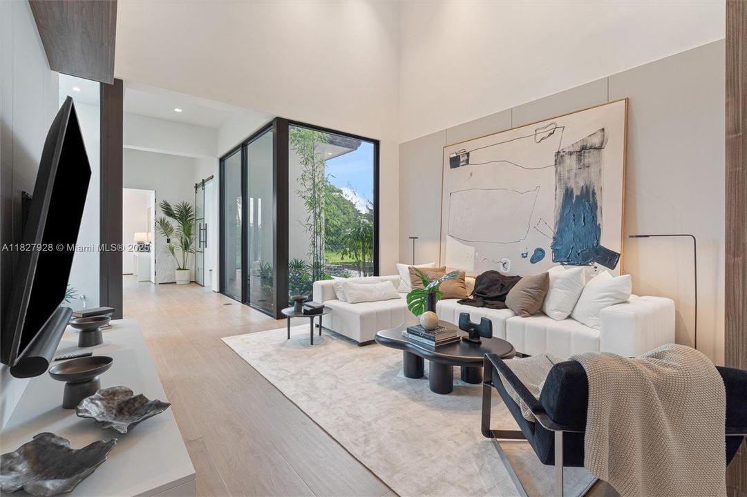 En Venta: $5,600,000 (6 camas, 7 baños, 5339 Pies cuadrados)