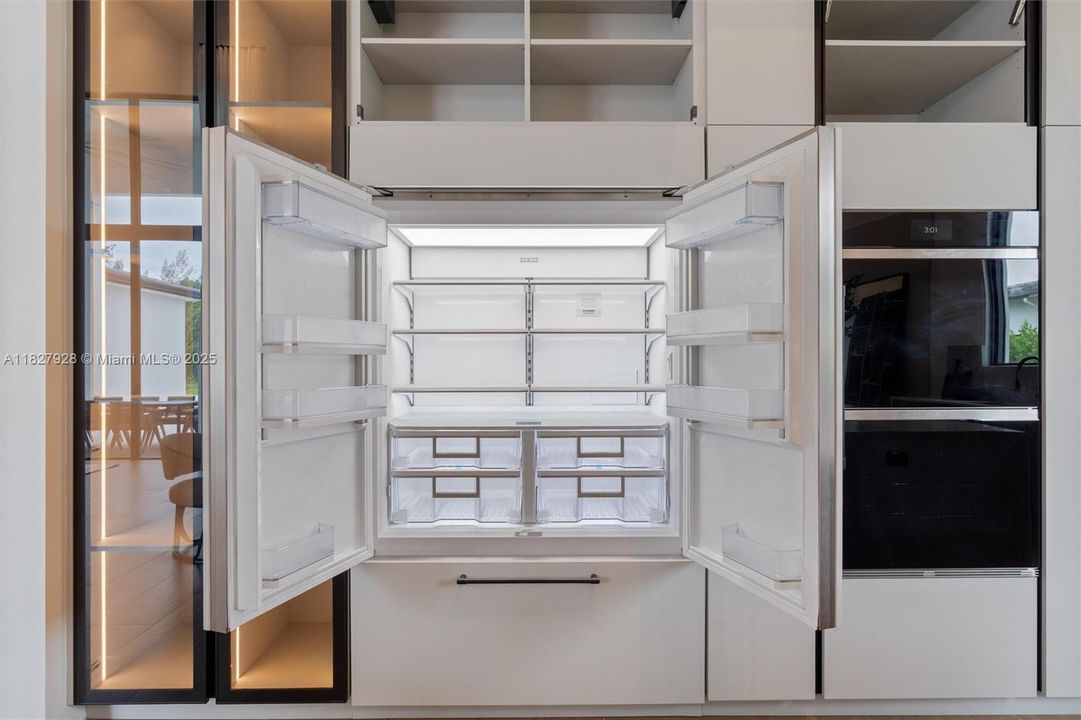 En Venta: $5,600,000 (6 camas, 7 baños, 5339 Pies cuadrados)