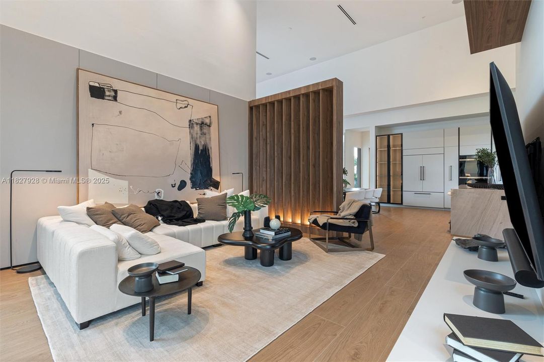 En Venta: $5,600,000 (6 camas, 7 baños, 5339 Pies cuadrados)