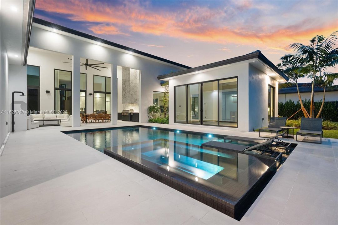 En Venta: $5,600,000 (6 camas, 7 baños, 5339 Pies cuadrados)