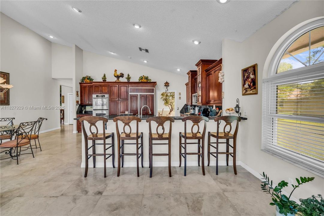 En Venta: $1,499,000 (5 camas, 4 baños, 4382 Pies cuadrados)