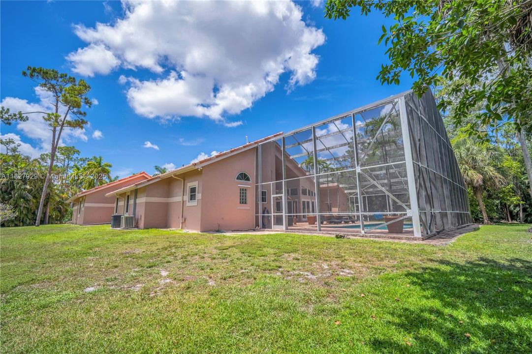 En Venta: $1,499,000 (5 camas, 4 baños, 4382 Pies cuadrados)