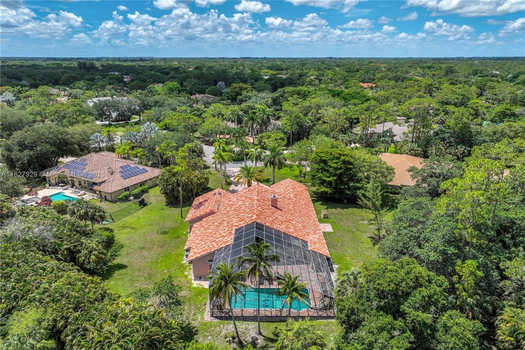 En Venta: $1,499,000 (5 camas, 4 baños, 4382 Pies cuadrados)