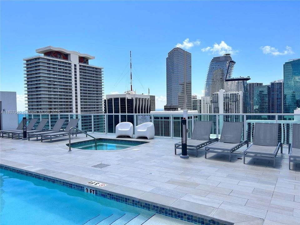 Rooftop pool and jacuzzi