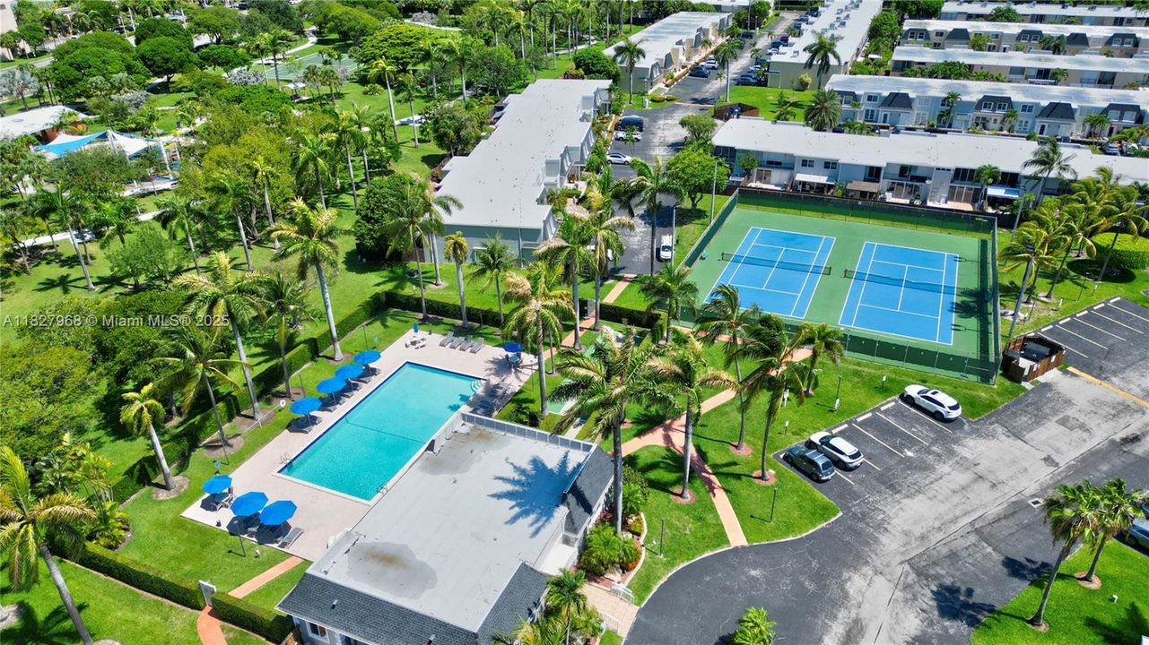 На продажу: $739,000 (3 спален, 2 ванн, 1793 Квадратных фут)