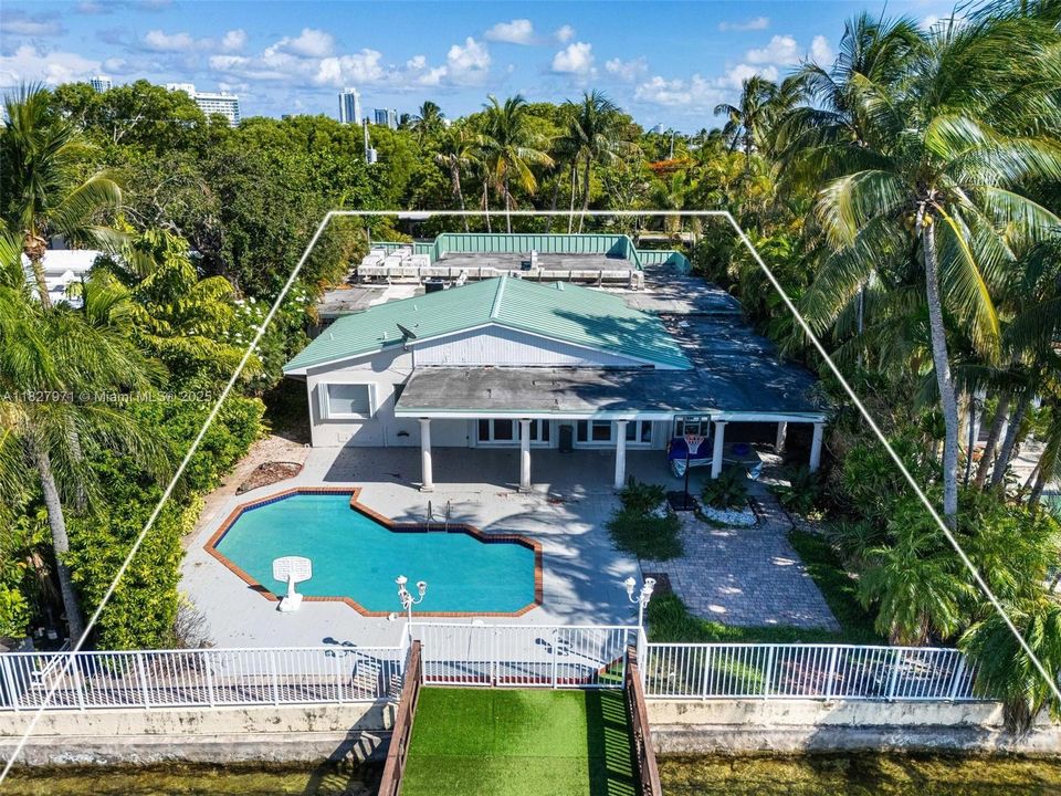 En Venta: $6,200,000 (4 camas, 3 baños, 3934 Pies cuadrados)