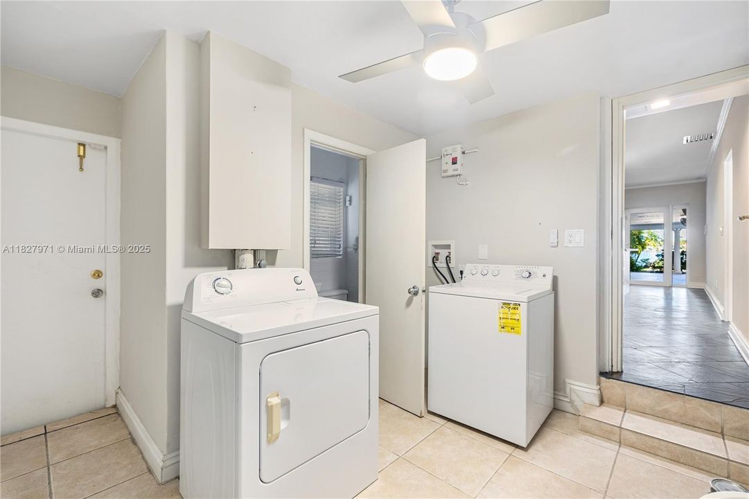 En Venta: $6,200,000 (4 camas, 3 baños, 3934 Pies cuadrados)