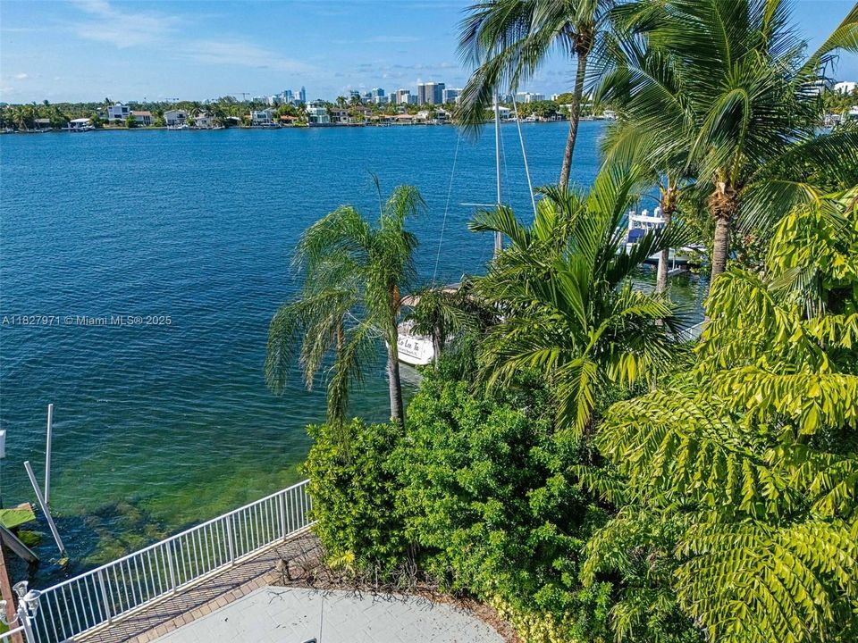 En Venta: $6,200,000 (4 camas, 3 baños, 3934 Pies cuadrados)