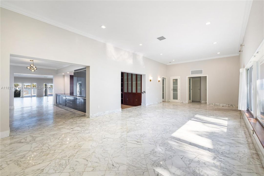 En Venta: $6,200,000 (4 camas, 3 baños, 3934 Pies cuadrados)