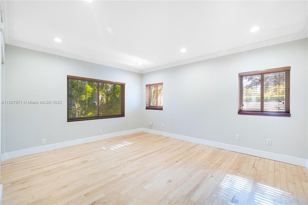 En Venta: $6,200,000 (4 camas, 3 baños, 3934 Pies cuadrados)