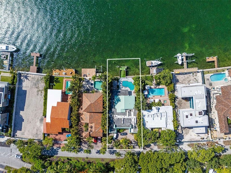 En Venta: $6,200,000 (4 camas, 3 baños, 3934 Pies cuadrados)