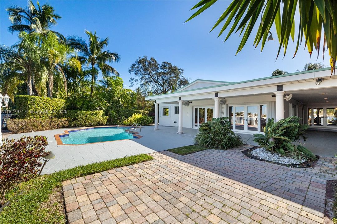 En Venta: $6,200,000 (4 camas, 3 baños, 3934 Pies cuadrados)