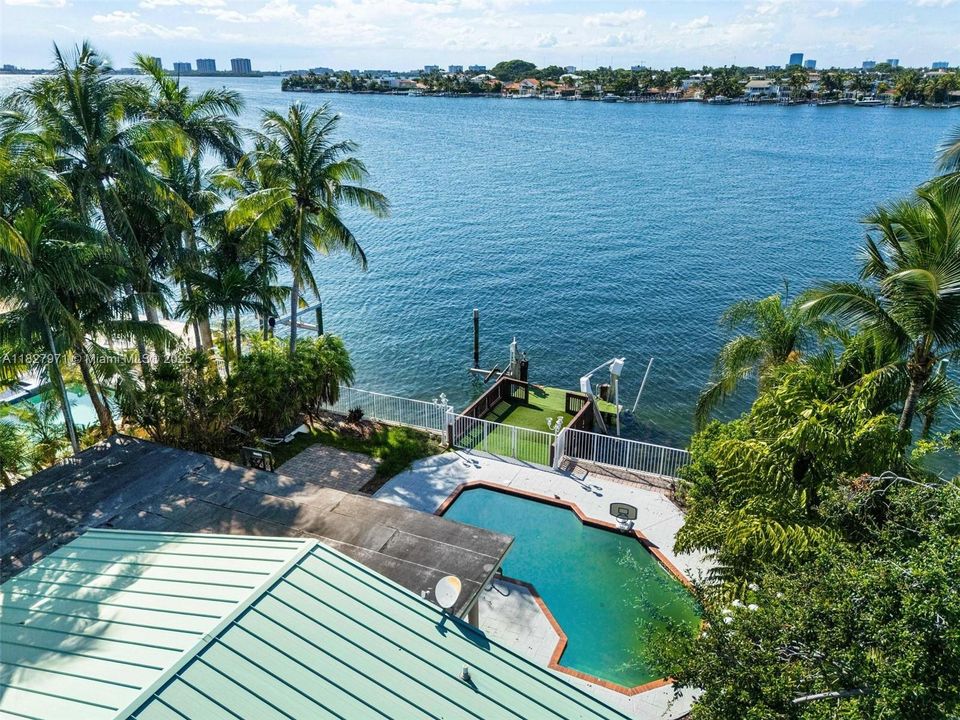 En Venta: $6,200,000 (4 camas, 3 baños, 3934 Pies cuadrados)