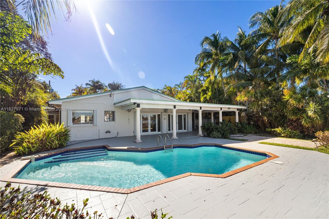 En Venta: $6,200,000 (4 camas, 3 baños, 3934 Pies cuadrados)