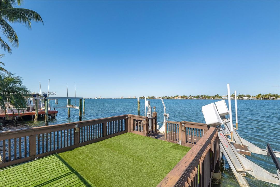 En Venta: $6,200,000 (4 camas, 3 baños, 3934 Pies cuadrados)