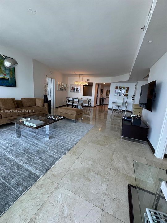 Active With Contract: $12,500 (2 beds, 2 baths, 1750 Square Feet)