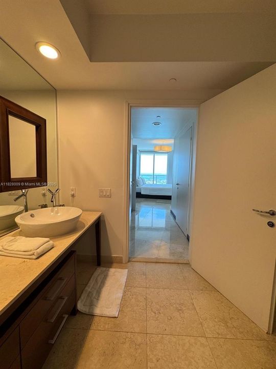 Active With Contract: $12,500 (2 beds, 2 baths, 1750 Square Feet)