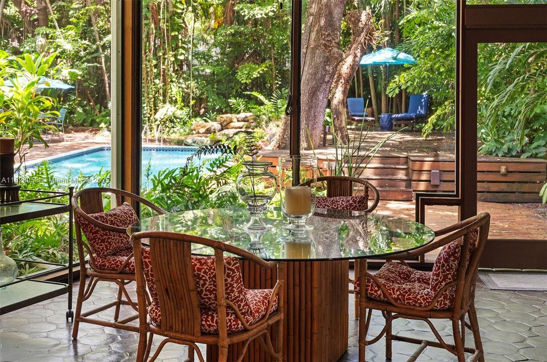 待售: $12,900,000 (4 贝兹, 5 浴室, 2945 平方英尺)